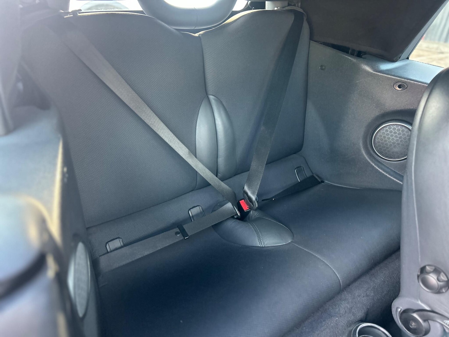 Used MINI Convertible 2006 for sale - 76936292: Photo 21