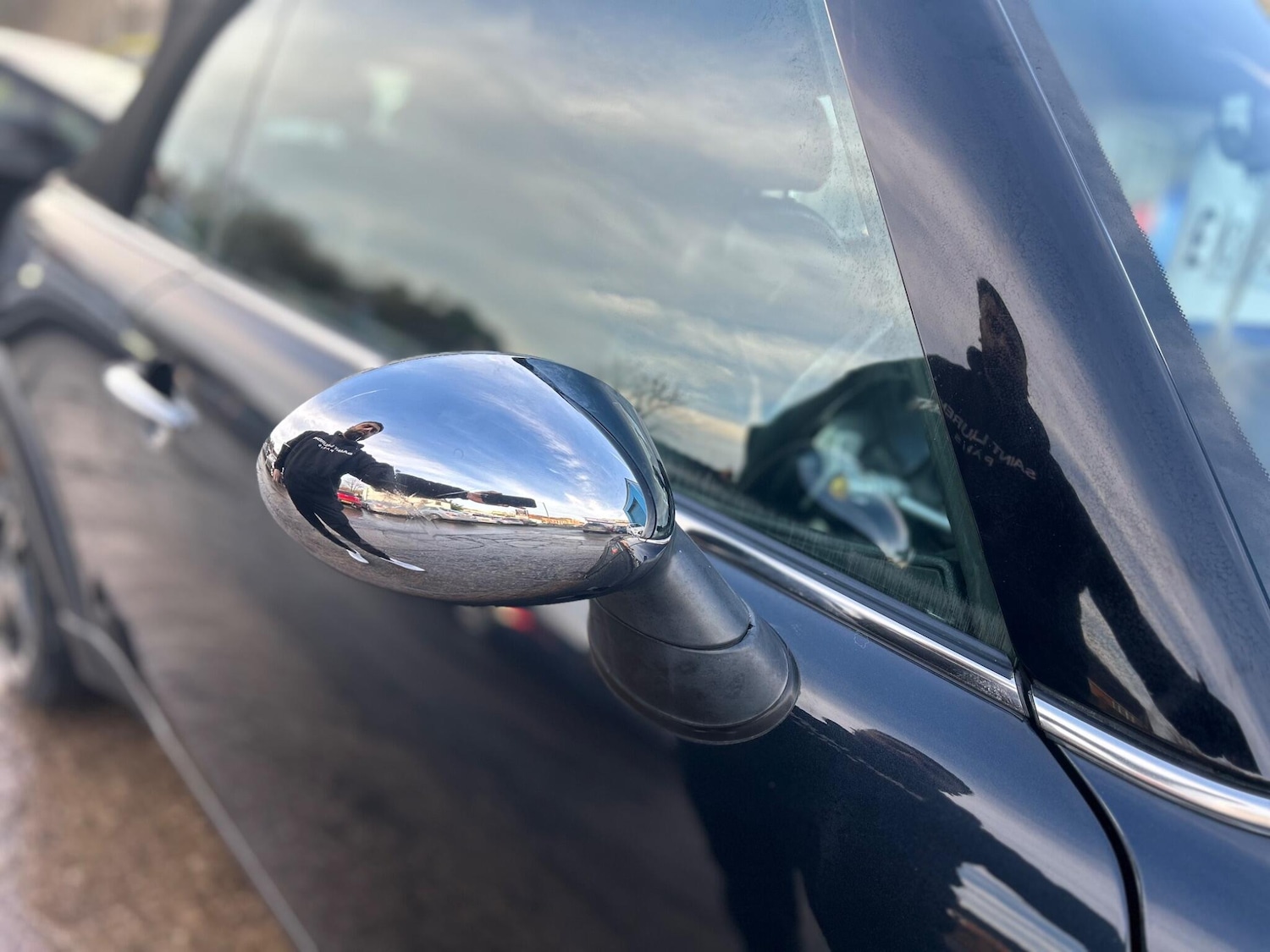 Used MINI Convertible 2006 for sale - 76936292: Photo 28