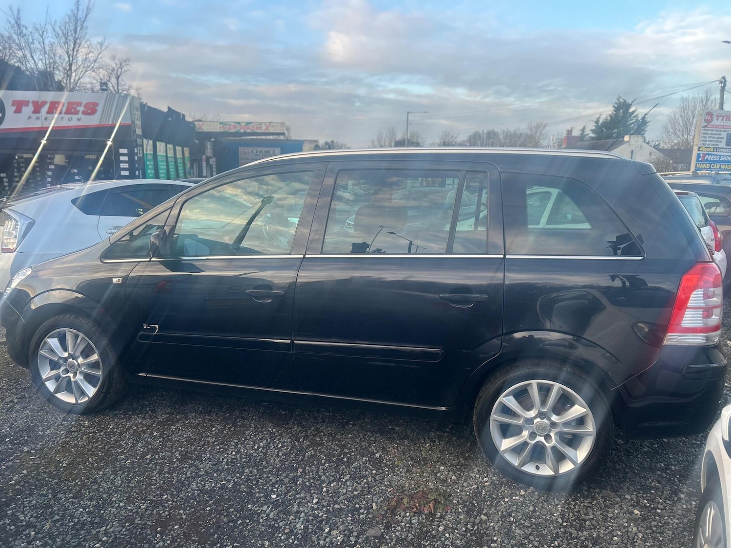 Used Vauxhall Zafira 2010 for sale - 77358343: Photo 4