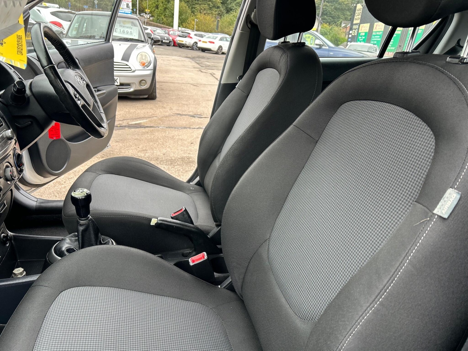 Used Hyundai i20 2012 for sale - 75600243: Photo 7