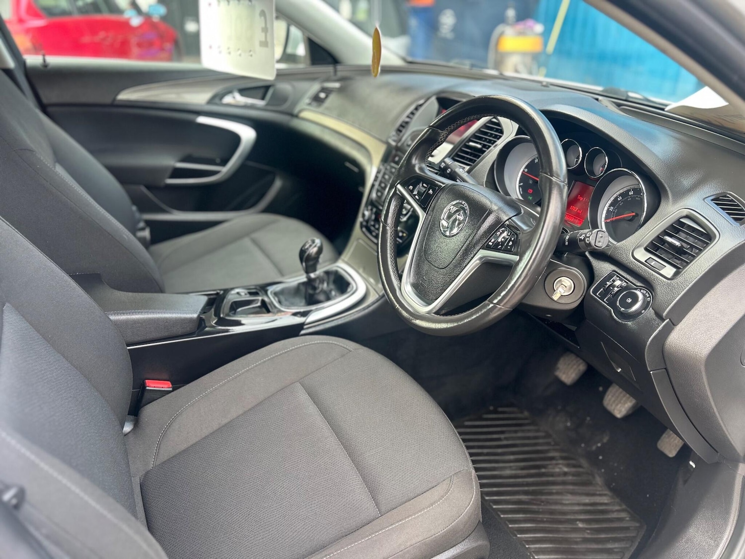 Used Vauxhall Insignia 2010 for sale - 76307355: Photo 9