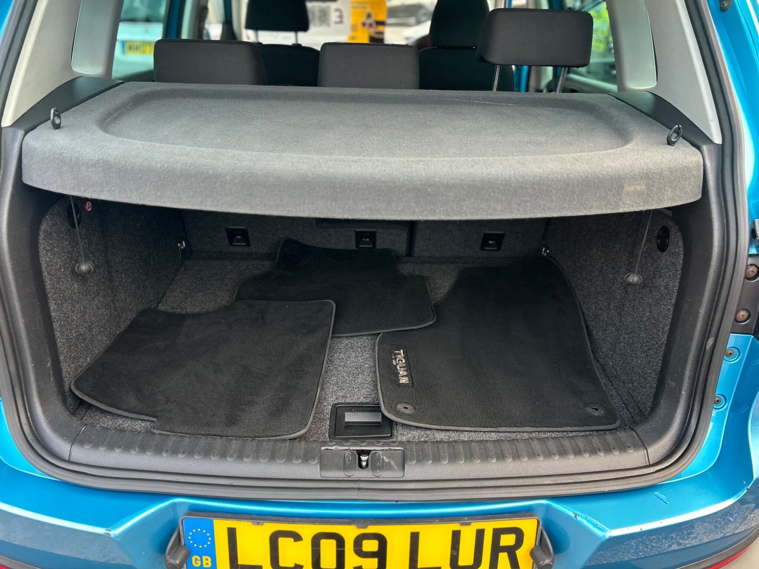 Used Volkswagen Tiguan 2009 for sale - 76398126: Photo 24