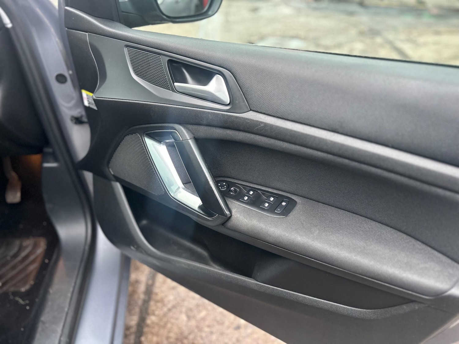 Used Peugeot 308 2018 for sale - 76992990: Photo 10