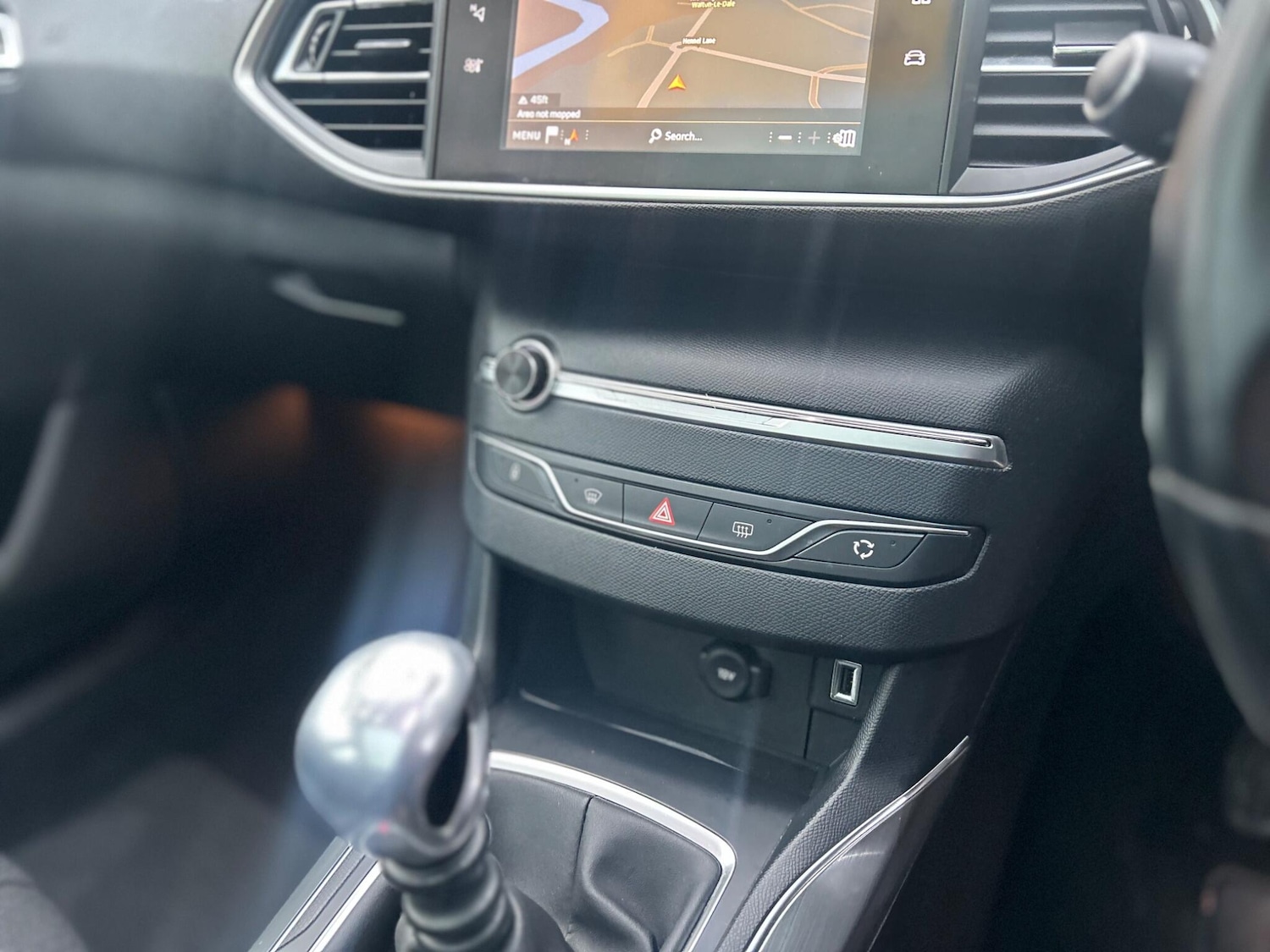 Used Peugeot 308 2018 for sale - 76992990: Photo 14