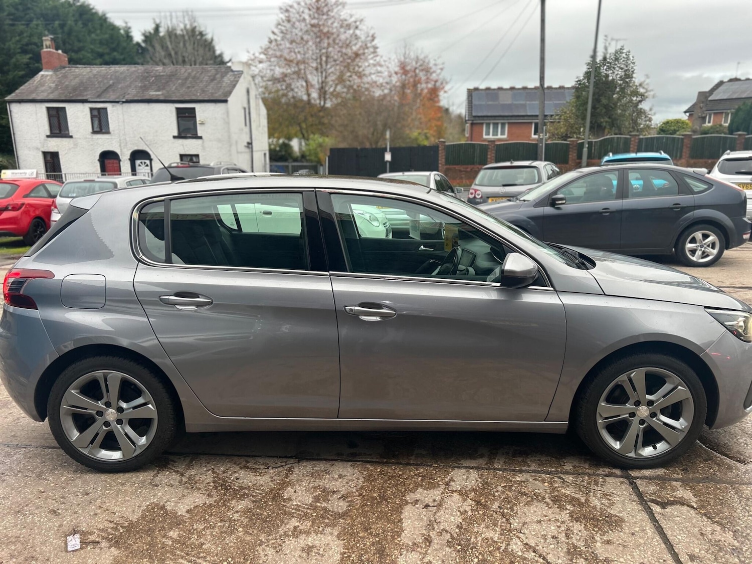 Used Peugeot 308 2018 for sale - 76512722: Photo 2