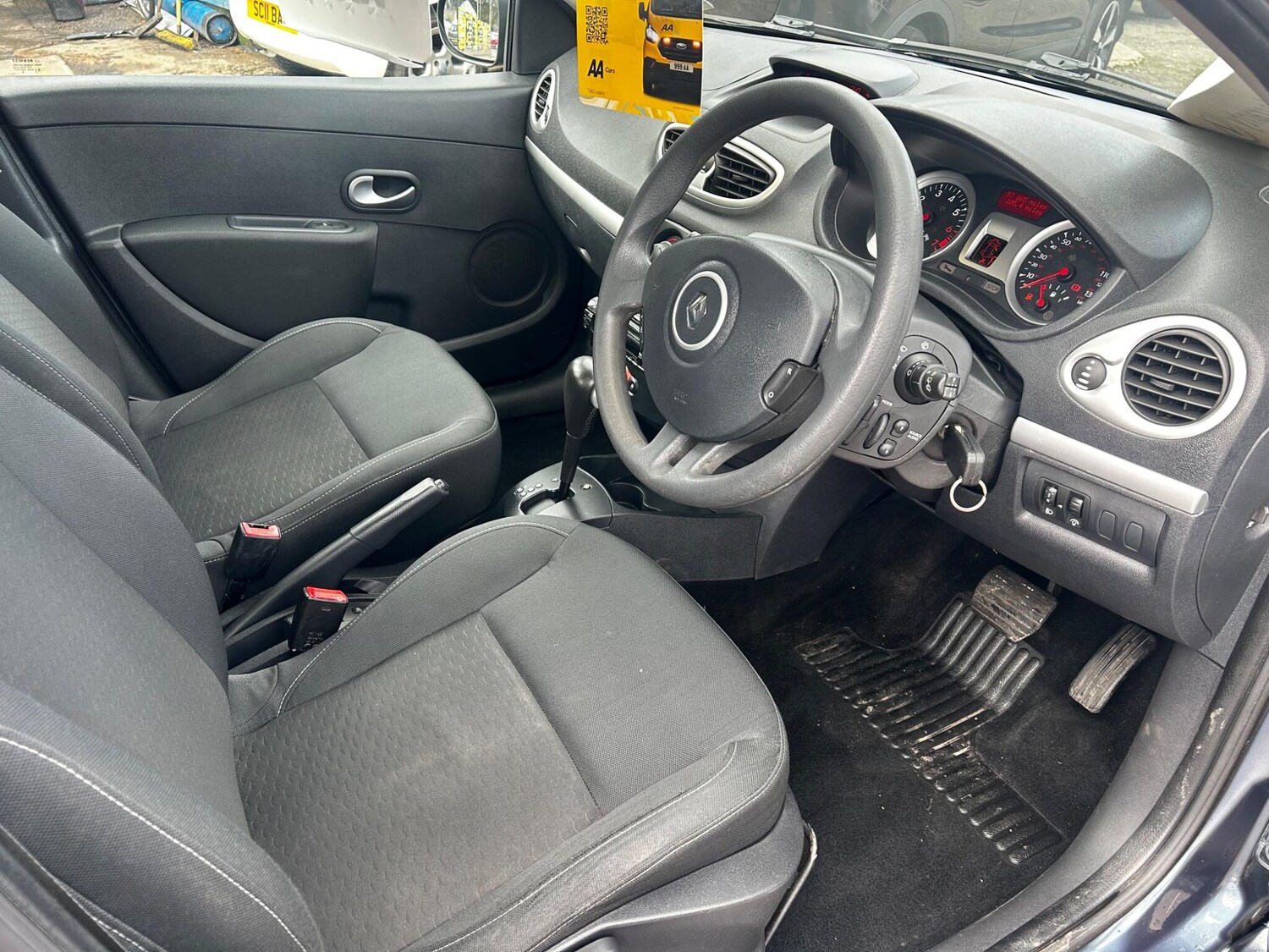 Used Renault Clio for sale - 77723736: Photo 10