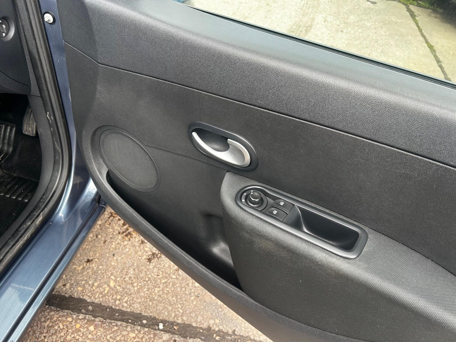 Used Renault Clio for sale - 77723736: Photo 11