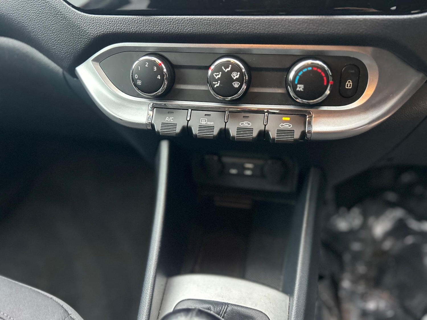 Used Kia Rio 2015 for sale - 76996141: Photo 16