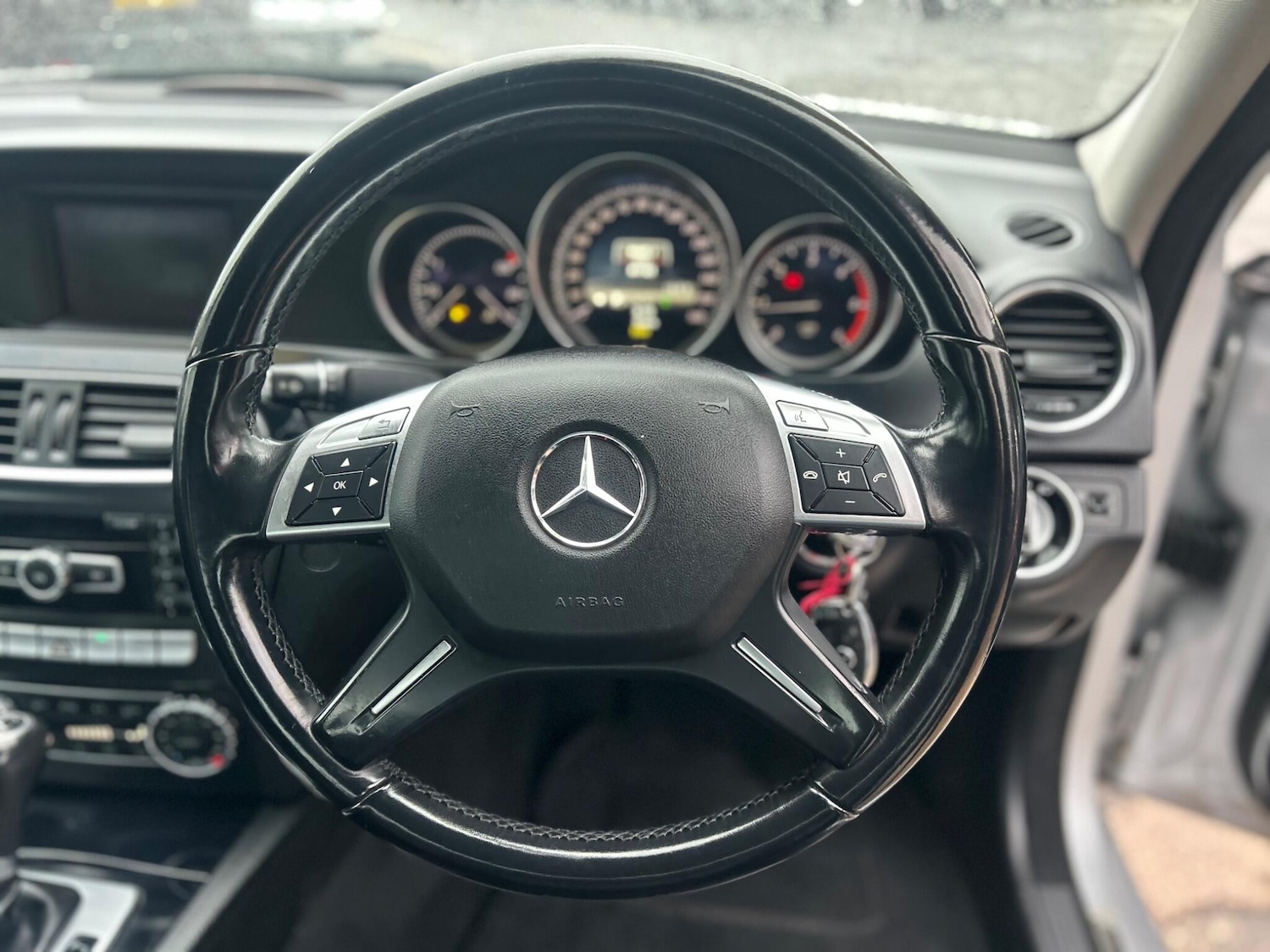 Used Mercedes-Benz C Class 2012 for sale - 76994318: Photo 14