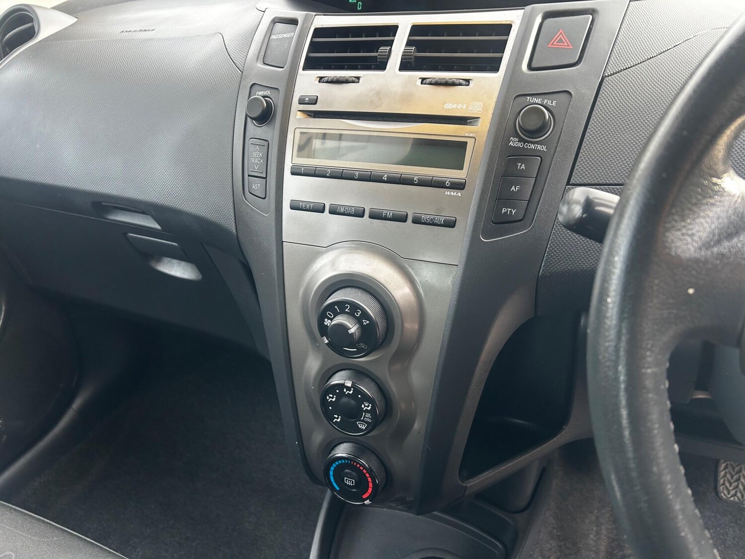 Used Toyota Yaris 2009 for sale - 77585728: Photo 14