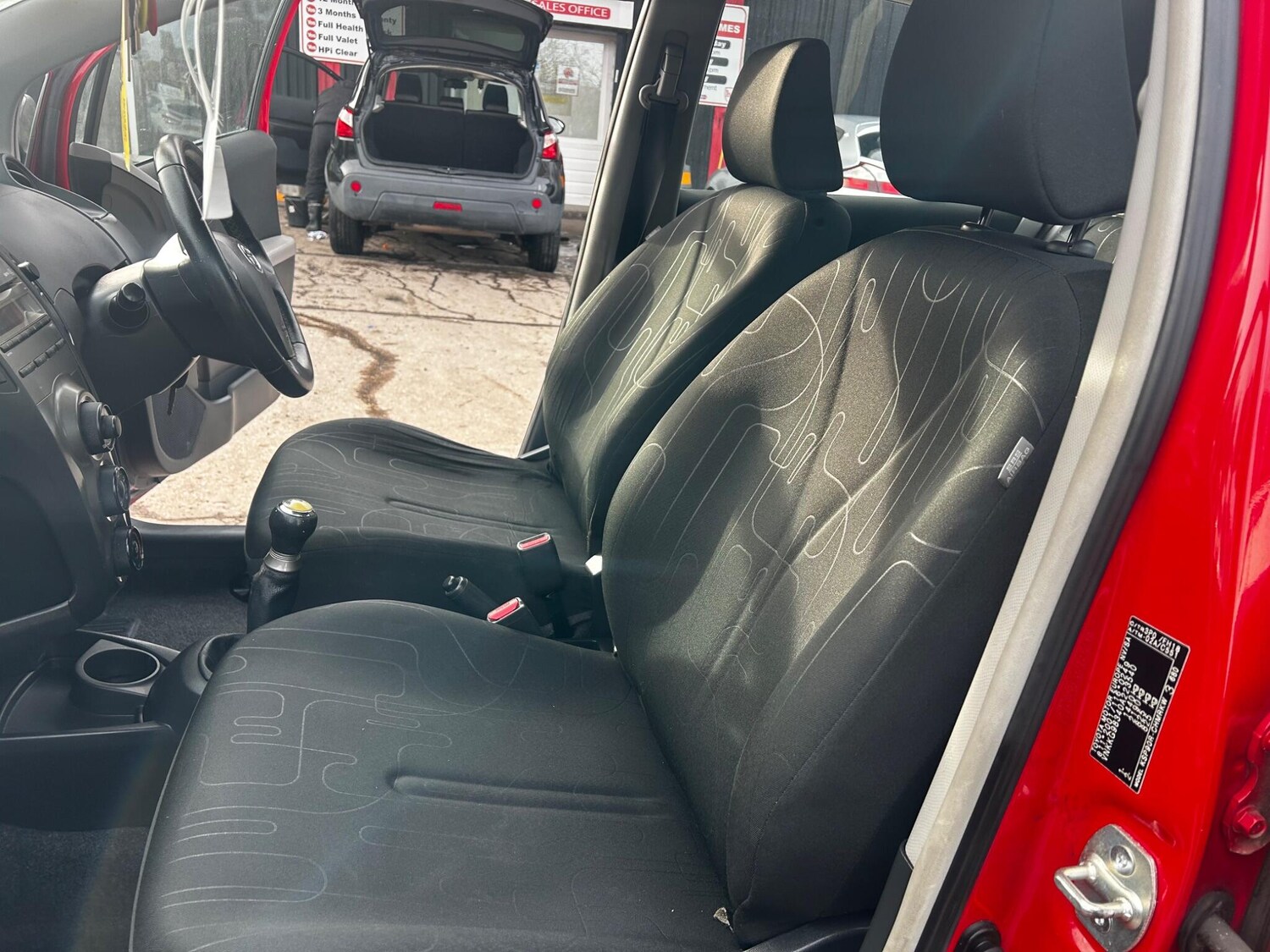 Used Toyota Yaris 2009 for sale - 77585728: Photo 21