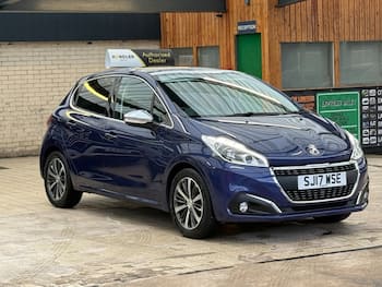 Used Peugeot 208 2017 for sale - 79655906: Photo