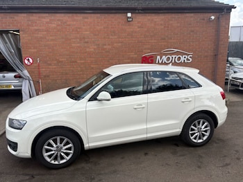 Audi - Q3
