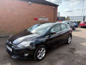 2014 - 1.6 16V Zetec Navigator Auto Black 5dr Hatch