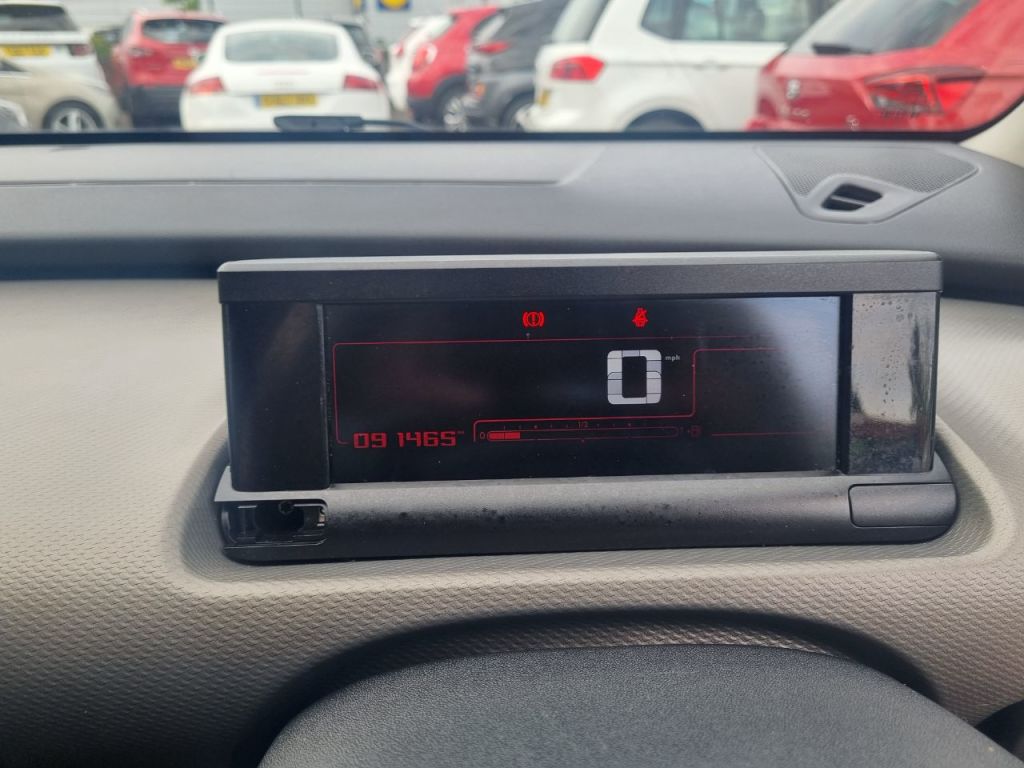 Used Citroen C4 Cactus cars for sale in Lincolnshire | Cazoo