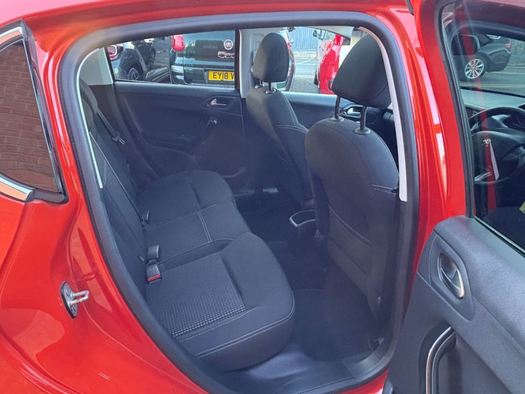 Used Peugeot 208 2017 for sale - 75985618: Photo 9