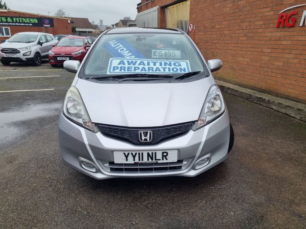 Used Honda Jazz 2011 for sale - 77037590: Photo 8