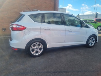Used Ford C-Max 2015 for sale - 79330078: Photo