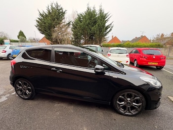 Used Ford Fiesta 2018 for sale - 76791659: Photo