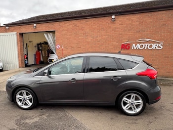 Used Ford Focus 2015 for sale - 75631200: Photo