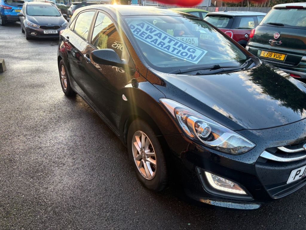 Used Hyundai i30 2012 for sale - 76723459: Photo 2