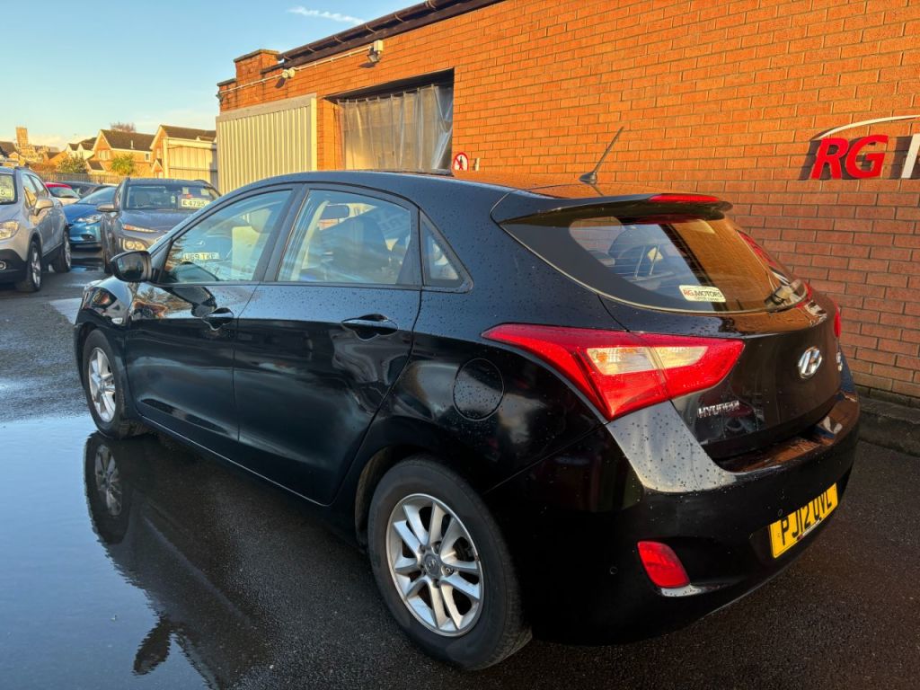 Used Hyundai i30 2012 for sale - 76723459: Photo 8