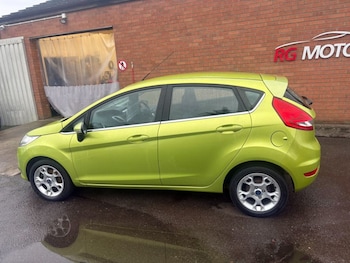 Used Ford Fiesta 2012 for sale - 76508764: Photo