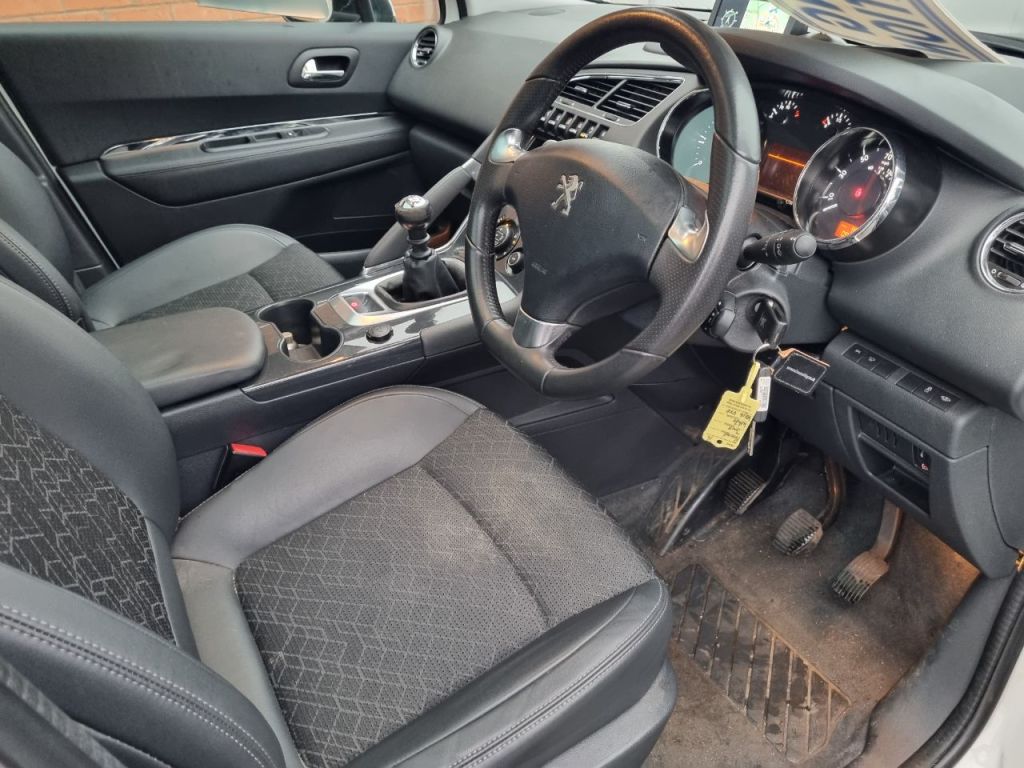 Used Peugeot 3008 2016 for sale - 77287261: Photo 10