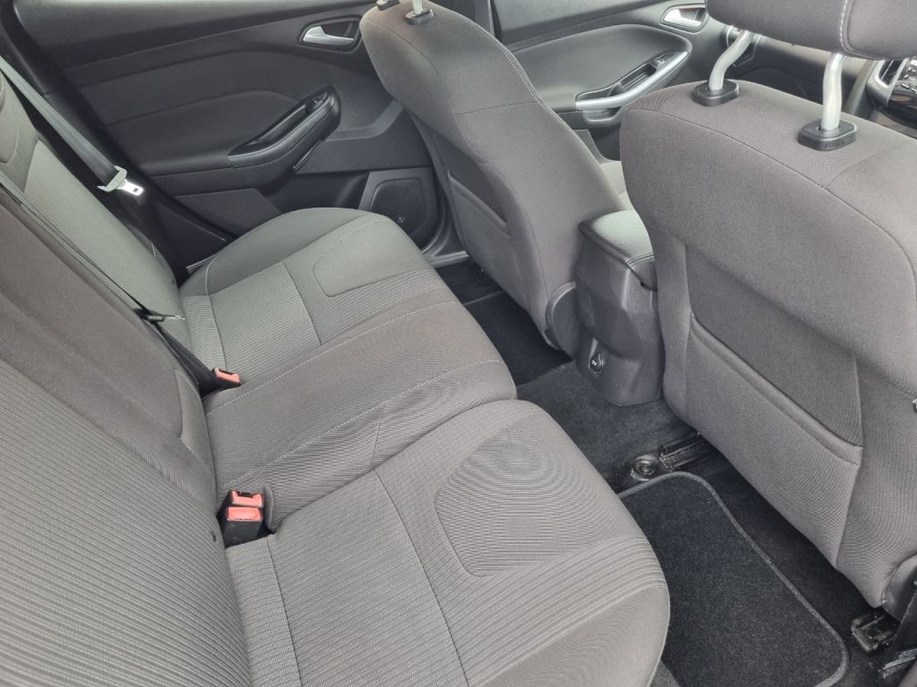Used Ford Focus 2014 for sale - 77107065: Photo 15