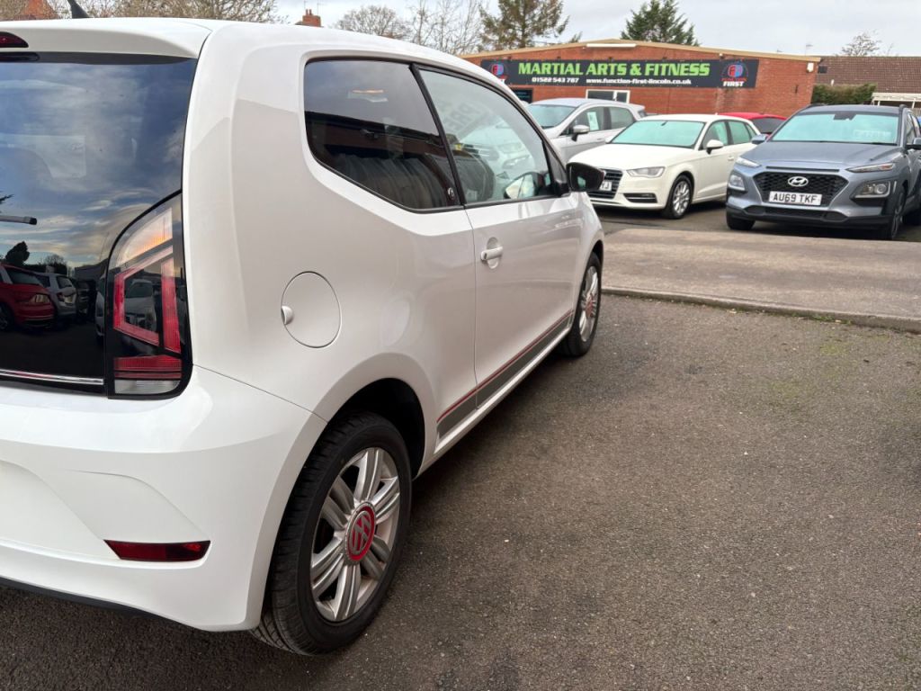 Used Volkswagen up! 2017 for sale - 76904808: Photo 6
