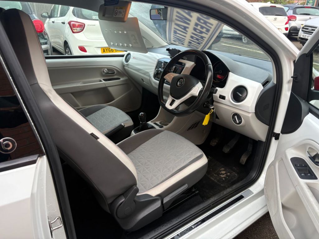 Used Volkswagen up! 2017 for sale - 76904808: Photo 8