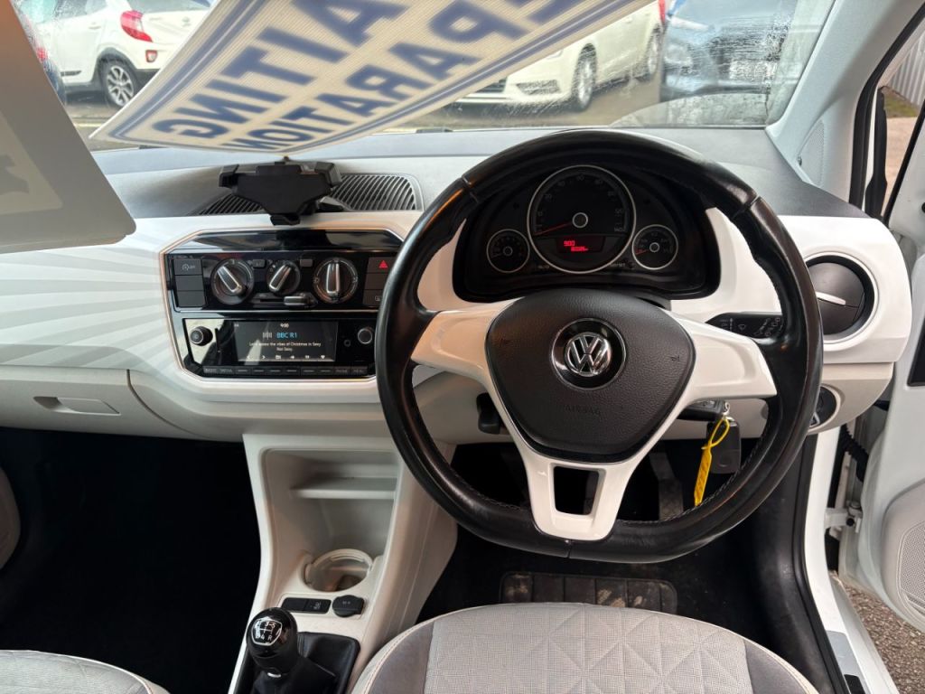 Used Volkswagen up! 2017 for sale - 76904808: Photo 9