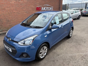 2015 - 1.0 SE Blue 5dr Hatch