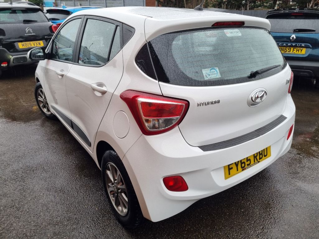 Used Hyundai i10 2015 for sale - 77287306: Photo 4