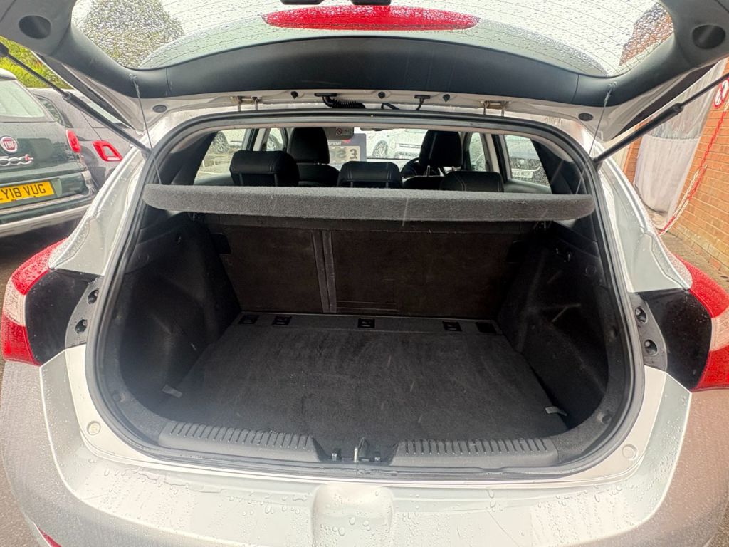 Used Hyundai i30 2015 for sale - 75918776: Photo 10