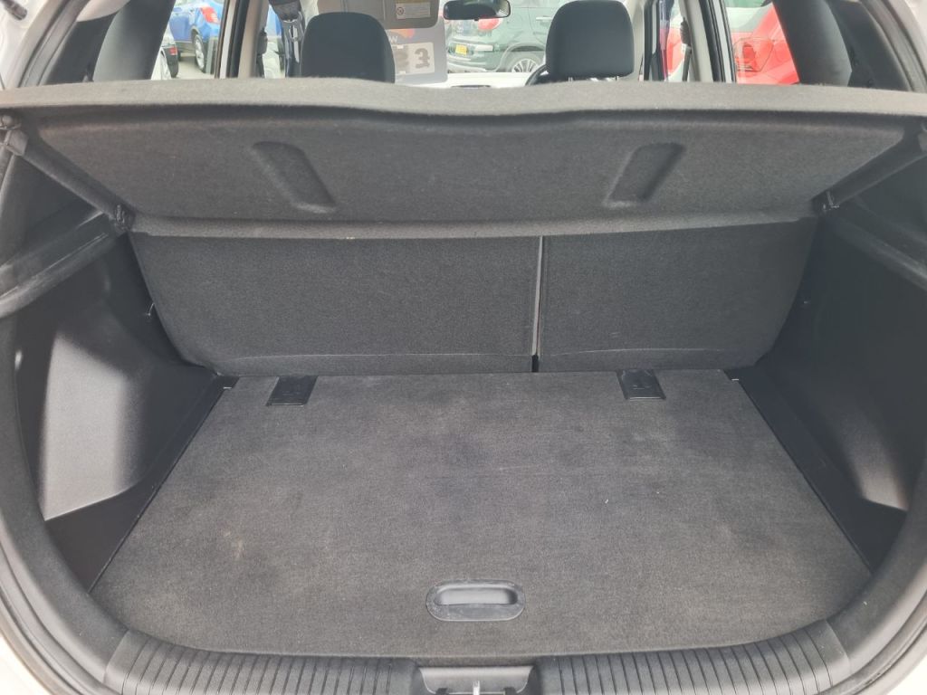 Used Hyundai Ix20 2011 for sale - 77171496: Photo 13