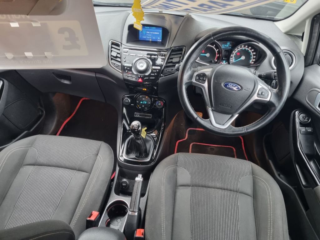 Used Ford Fiesta 2017 for sale - 78043868: Photo 2