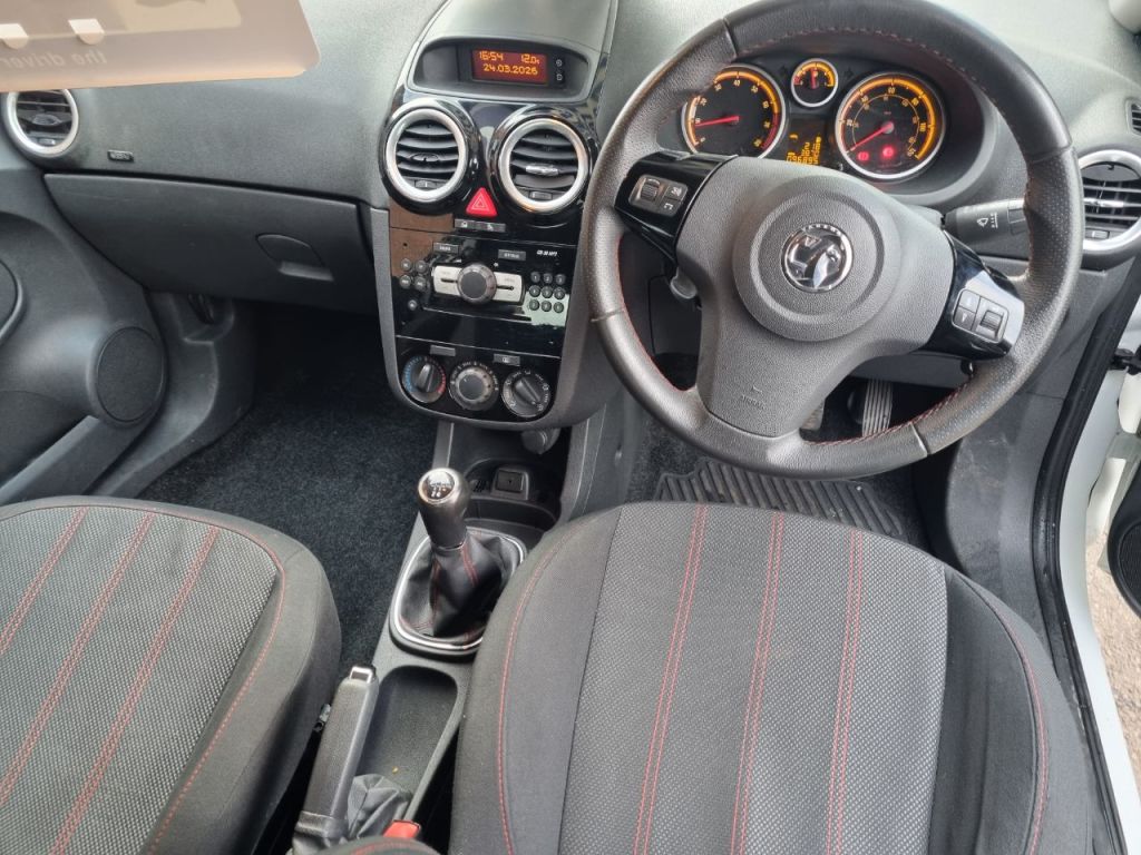 Used Vauxhall Corsa 2013 for sale - 78002244: Photo 2