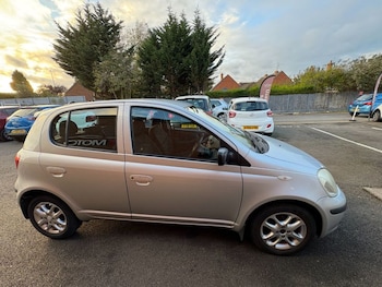 Used Toyota Yaris 2005 for sale - 76367112: Photo