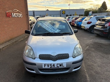 Used Toyota Yaris 2005 for sale - 76367112: Photo