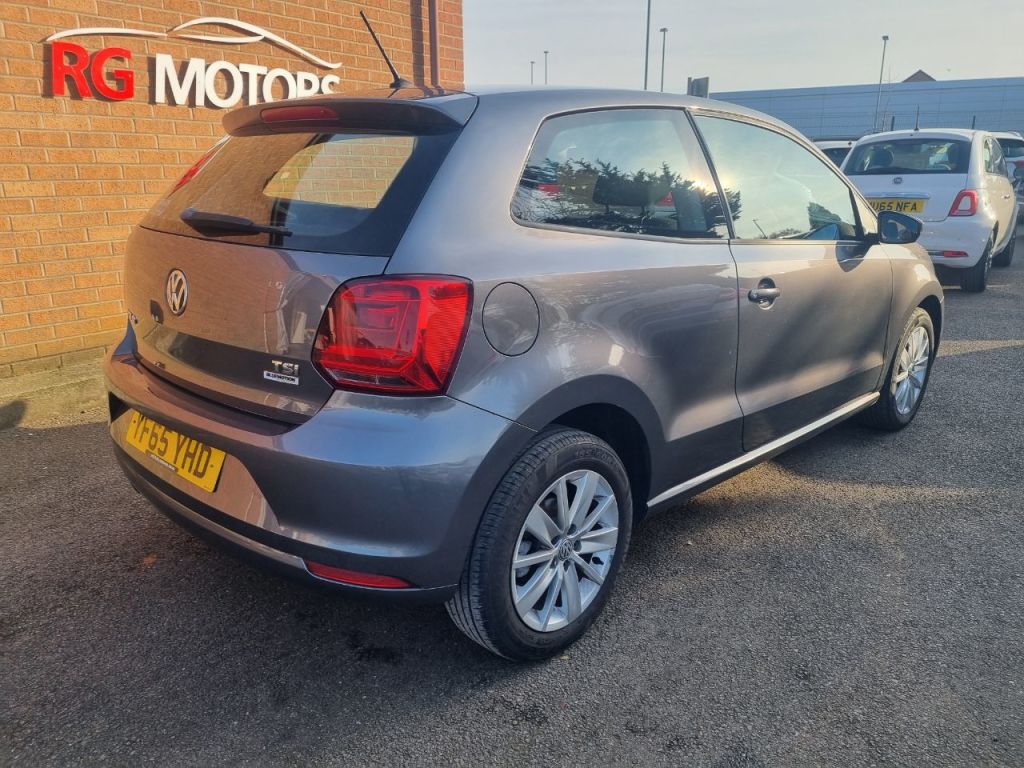 Used Volkswagen Polo 2015 for sale - 77952199: Photo 5