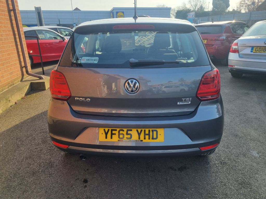 Used Volkswagen Polo 2015 for sale - 77952199: Photo 7