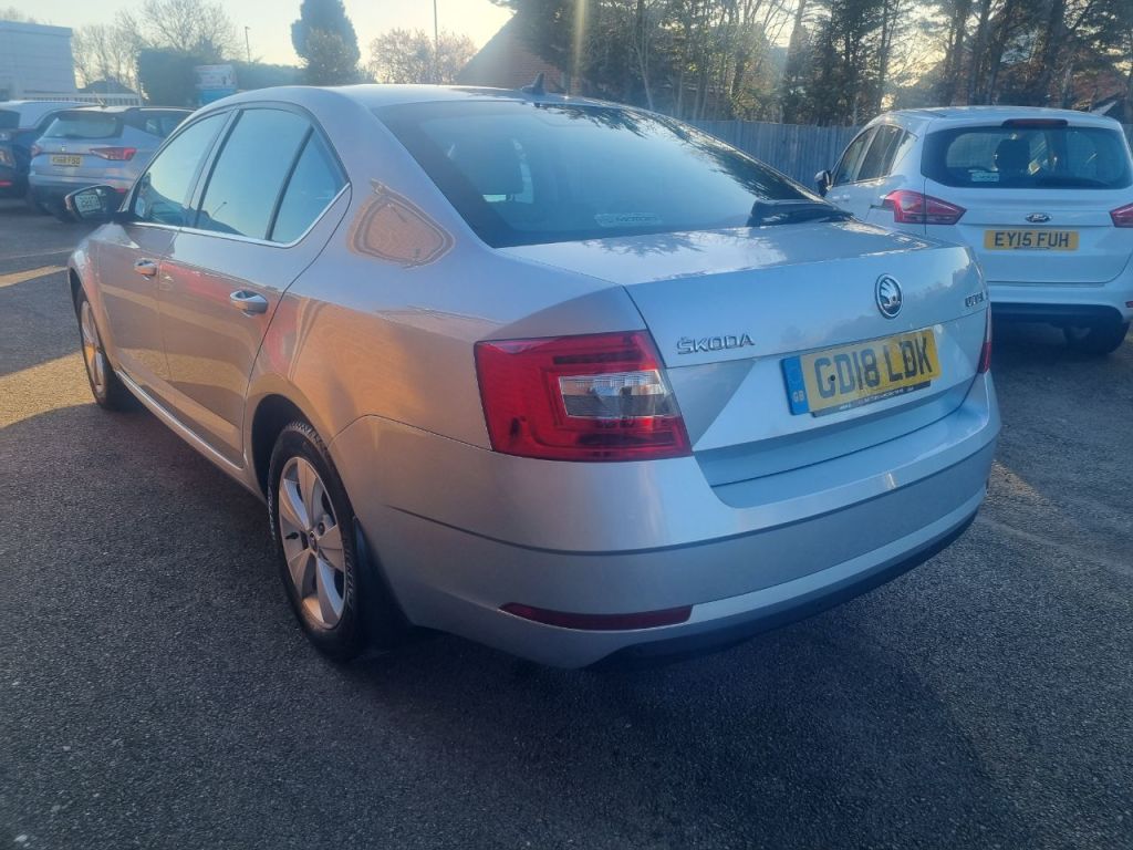 Used Skoda Octavia 2018 for sale - 77937178: Photo 6