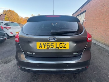 Used Ford Focus 2015 for sale - 76329855: Photo