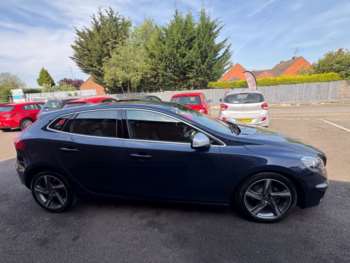Used Volvo V40 2014 for sale - 74878911: Photo