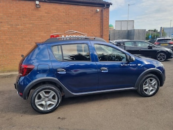 Used Dacia Sandero Stepway 2017 for sale - 78524427: Photo