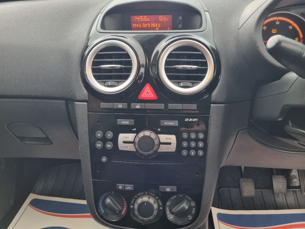 Used Vauxhall Corsa 2014 for sale - 77520185: Photo 4