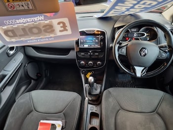 Used Renault Clio 2015 for sale - 77037608: Photo