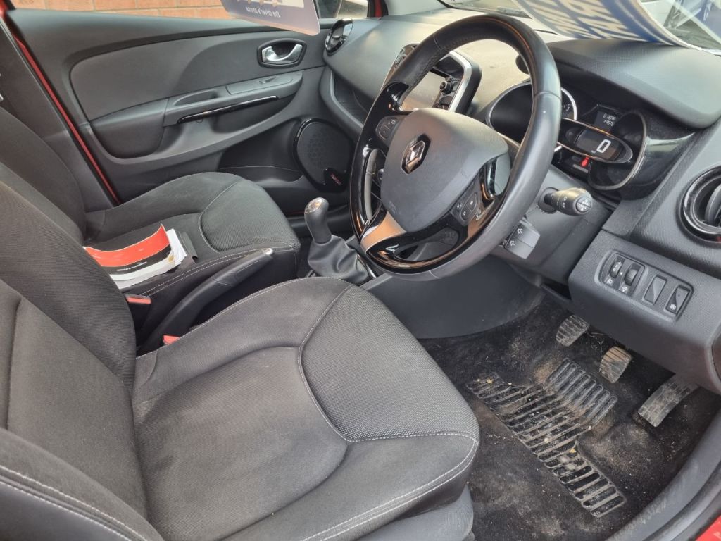 Used Renault Clio 2015 for sale - 77037608: Photo 4