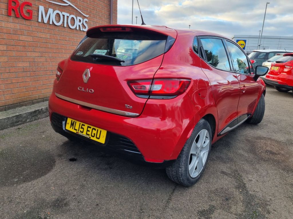 Used Renault Clio 2015 for sale - 77037608: Photo 5